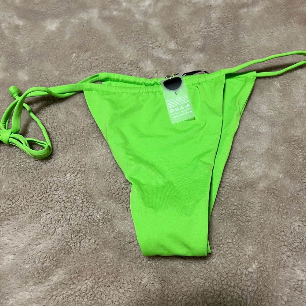 Moana Bikini bottom
